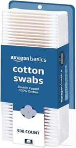 Amazon Basics cotton swabs in a 500-count plastic tub packaging
